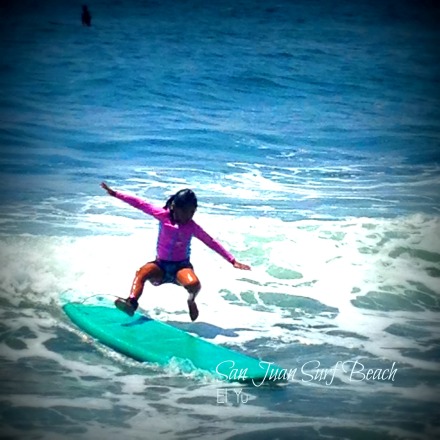 Gaby looks like a pro surfer here... at least to me.. :) 